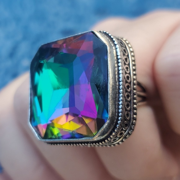 New Oversized Mystic Topaz 925 Silver Statement Ring. - Picture 11 of 16